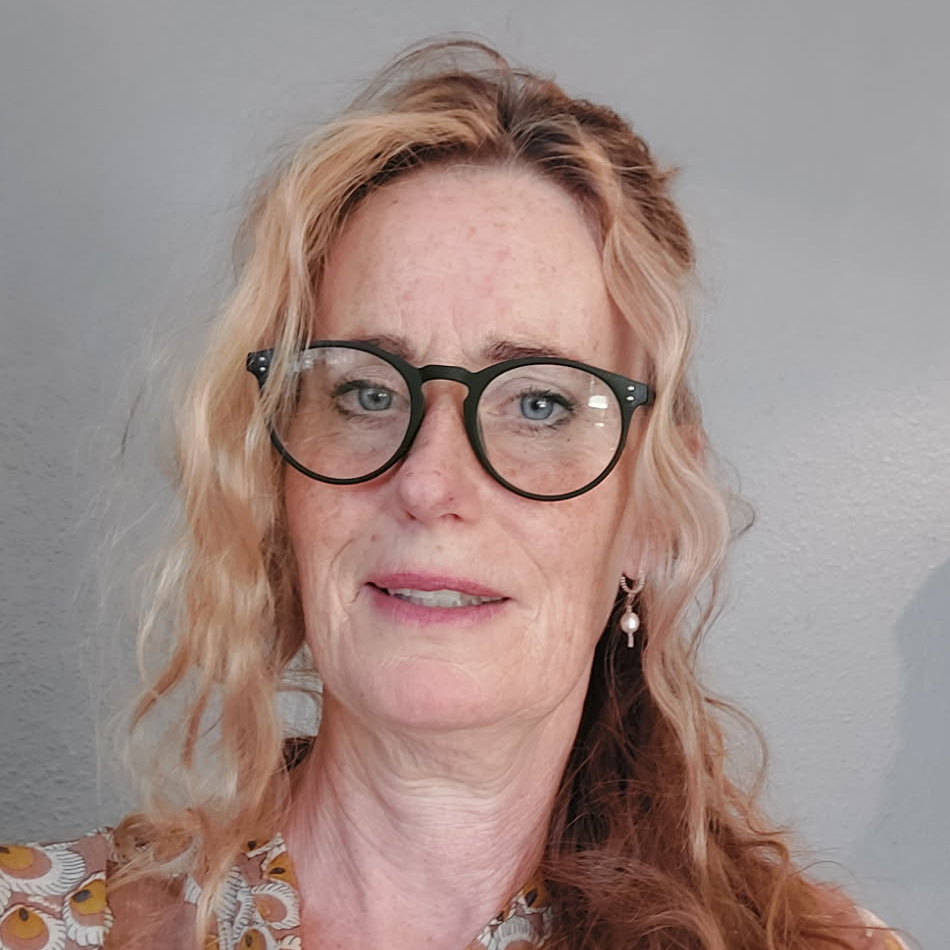 Lena Sørensen, indehaver og frisør hos Frisørcafeen.
